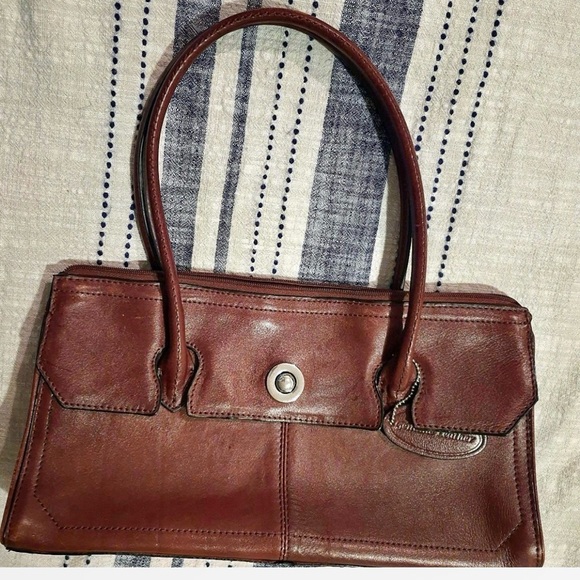 Wilsons Leather Handbags - Wilson Leather bag Classic Brown Leather Shoulder dbag